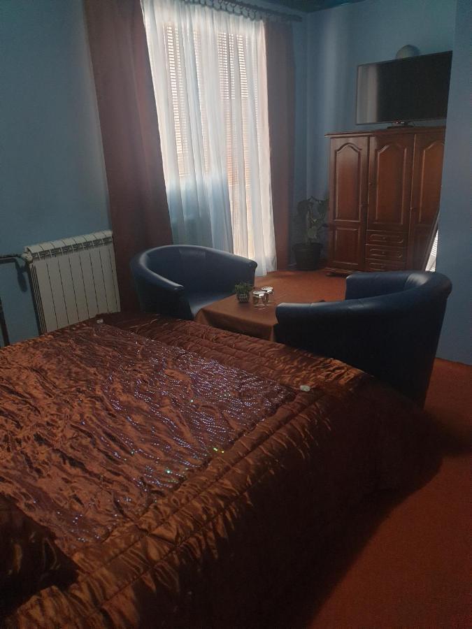 Guesthouse Prenociste Faraon Pljevlja Exterior foto